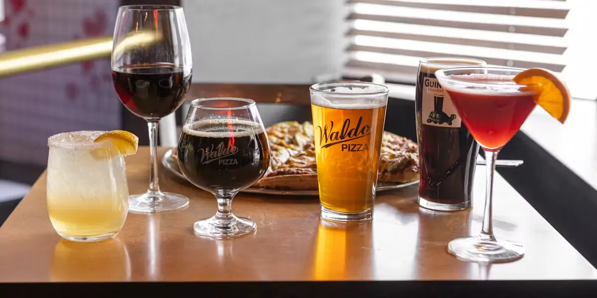 Waldo Pizza Daily Happy Hour at Waldo Pizza